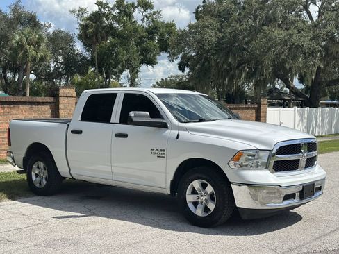 Used 2019 RAM 1500 Tradesman w/ Tradesman SXT Package AWD/4WD image 5