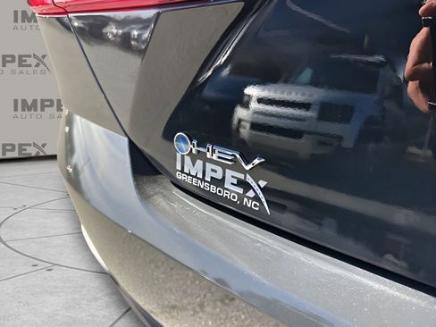 Used 2026 Toyota Camry SE image 28