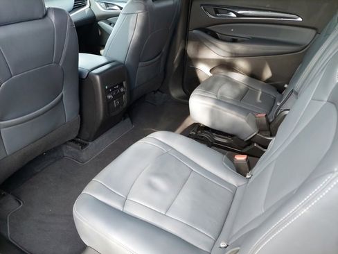 Used 2023 Buick Enclave Essence image 30