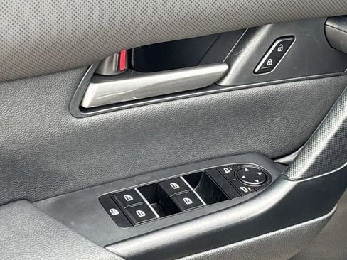 Used 2025 MAZDA CX-50 AWD 2.5 S w/ Premium Package image 21