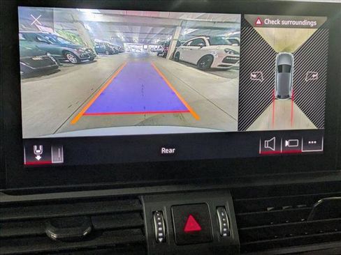 Certified 2025 Audi Q5 2.0T Premium Plus image 13