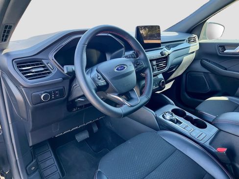 Used 2025 Ford Escape ST-Line AWD/4WD image 9