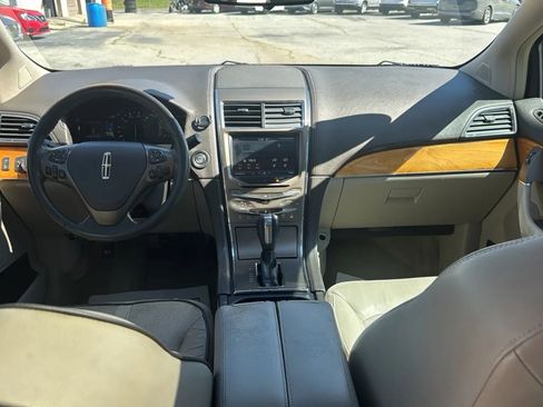 Used 2012 Lincoln MKX FWD w/ Wood Pkg image 25