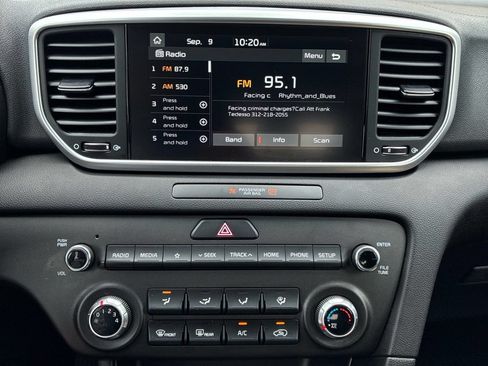 Used 2022 Kia Sportage LX FWD image 17