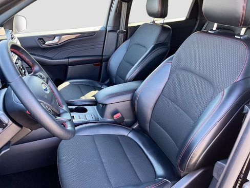 Used 2025 Ford Escape ST-Line AWD/4WD image 19