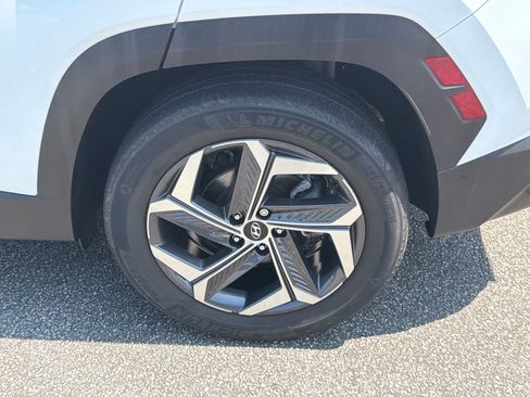 Certified 2022 Hyundai Tucson Limited AWD/4WD image 21