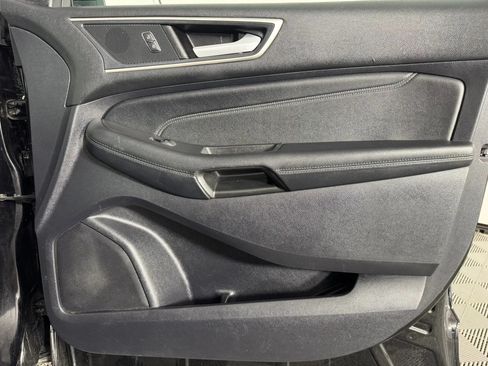 Used 2023 Ford Edge Titanium AWD/4WD image 40