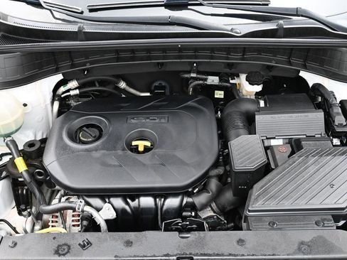 Used 2021 Hyundai Tucson SE image 14