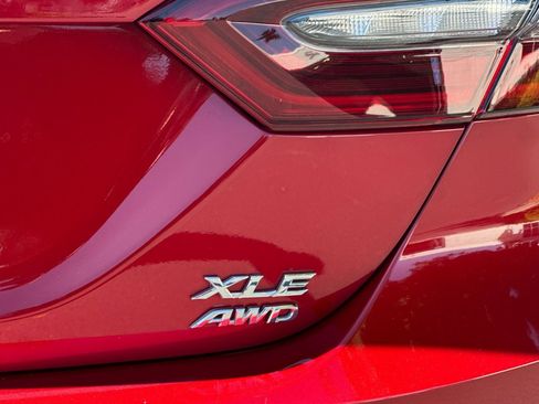 Used 2024 Toyota Camry XLE AWD/4WD image 37
