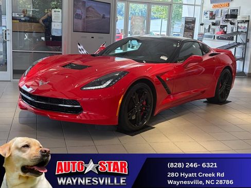 Used 2018 Chevrolet Corvette Stingray Coupe w/ Battery Protection Package RWD image 8