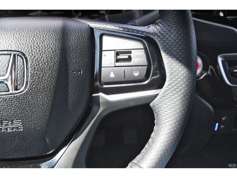 Used 2025 Honda Ridgeline Black Edition image 16