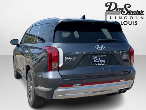 Used 2024 Hyundai Palisade Calligraphy image 7