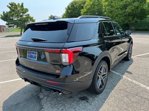 Used 2026 Ford Explorer ST w/ Sun And Sound Package AWD/4WD image 11