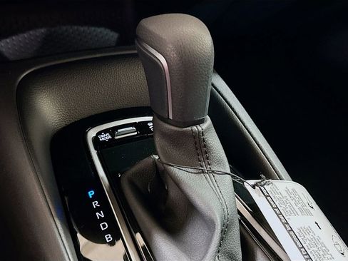 New 2025 Toyota Corolla SE FWD image 17