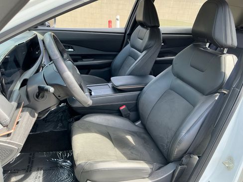 Used 2024 Nissan Ariya ENGAGE image 18