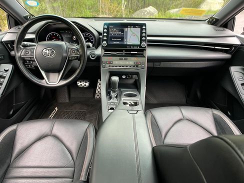 Used 2019 Toyota Avalon Touring w/ Advanced Safety Package FWD image 13