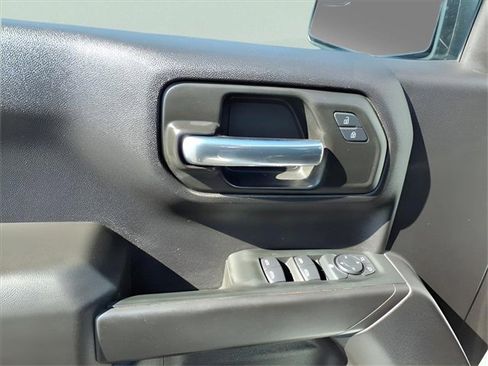 Used 2024 Chevrolet Silverado 1500 Custom Trail Boss image 15
