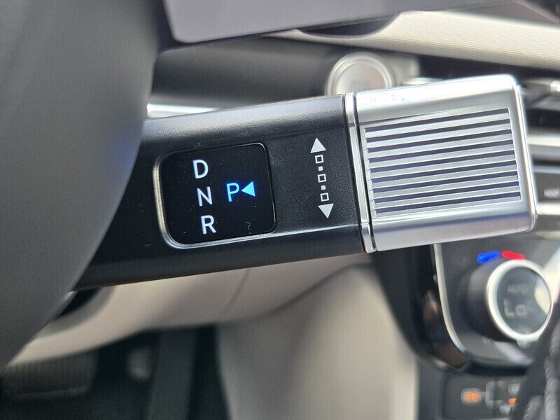 New 2026 Hyundai Tucson Limited FWD image 11