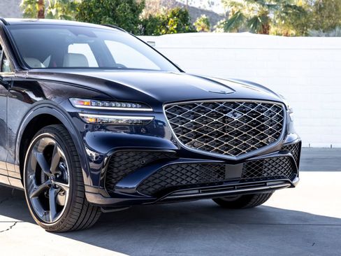 Used 2026 Genesis GV70 3.5T Sport Prestige AWD/4WD image 3