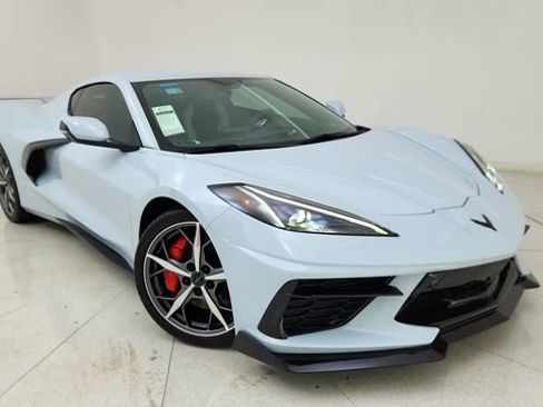 Used 2022 Chevrolet Corvette Stingray Preferred Cpe w/ Z51 Performance Package image 1