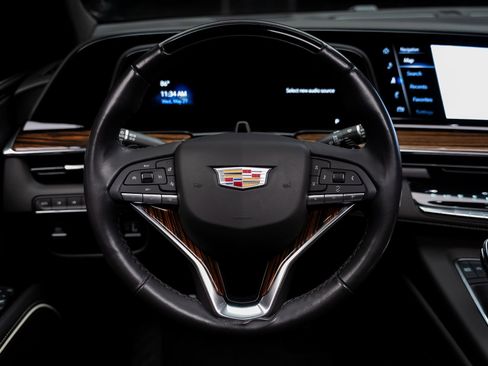 Used 2023 Cadillac Escalade ESV Premium Luxury w/ LPO, Floor Liner Package AWD/4WD image 43