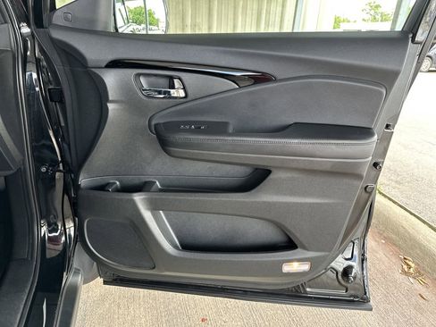 Used 2019 Honda Pilot Elite image 36