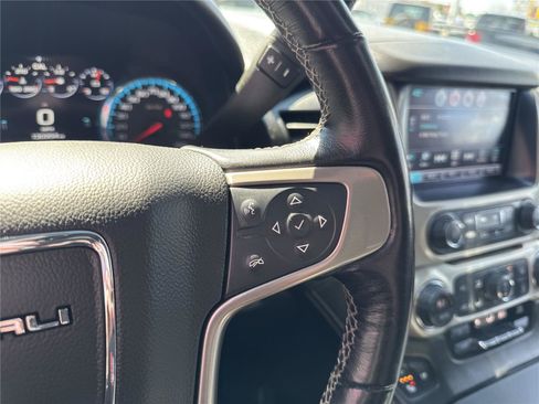 Used 2017 GMC Yukon Denali AWD/4WD image 22