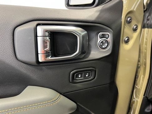 New 2026 Jeep Gladiator Mojave image 25