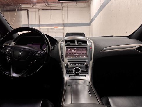 Used 2017 Lincoln MKZ Premiere image 17