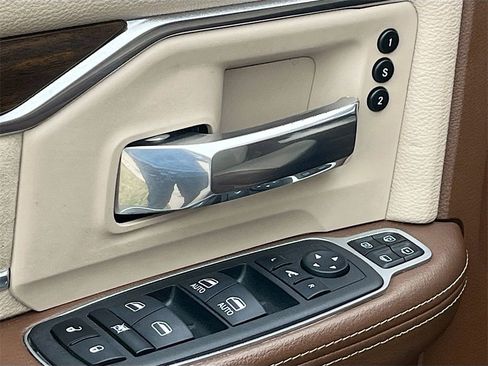 Used 2023 RAM 3500 Laramie image 18