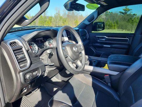 Used 2020 RAM 1500 Laramie w/ Sport Appearance Package image 18