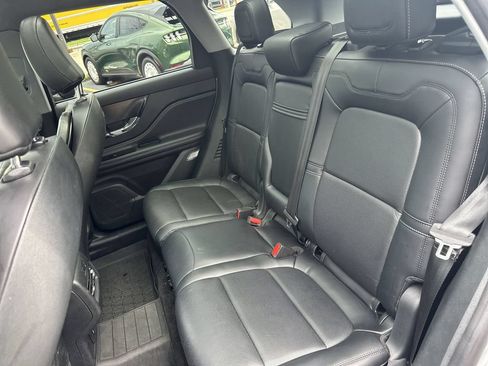 Used 2022 Lincoln Corsair AWD w/ Premium Package image 26