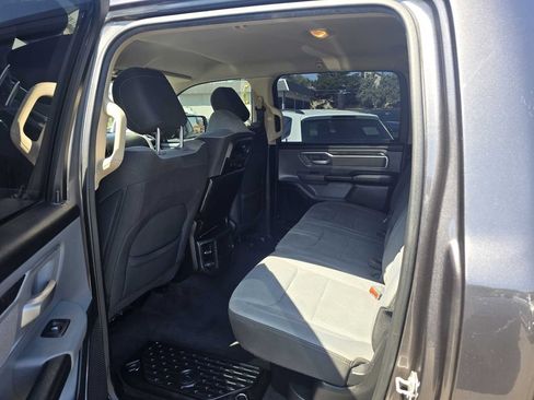 Used 2020 RAM 1500 Big Horn AWD/4WD image 37