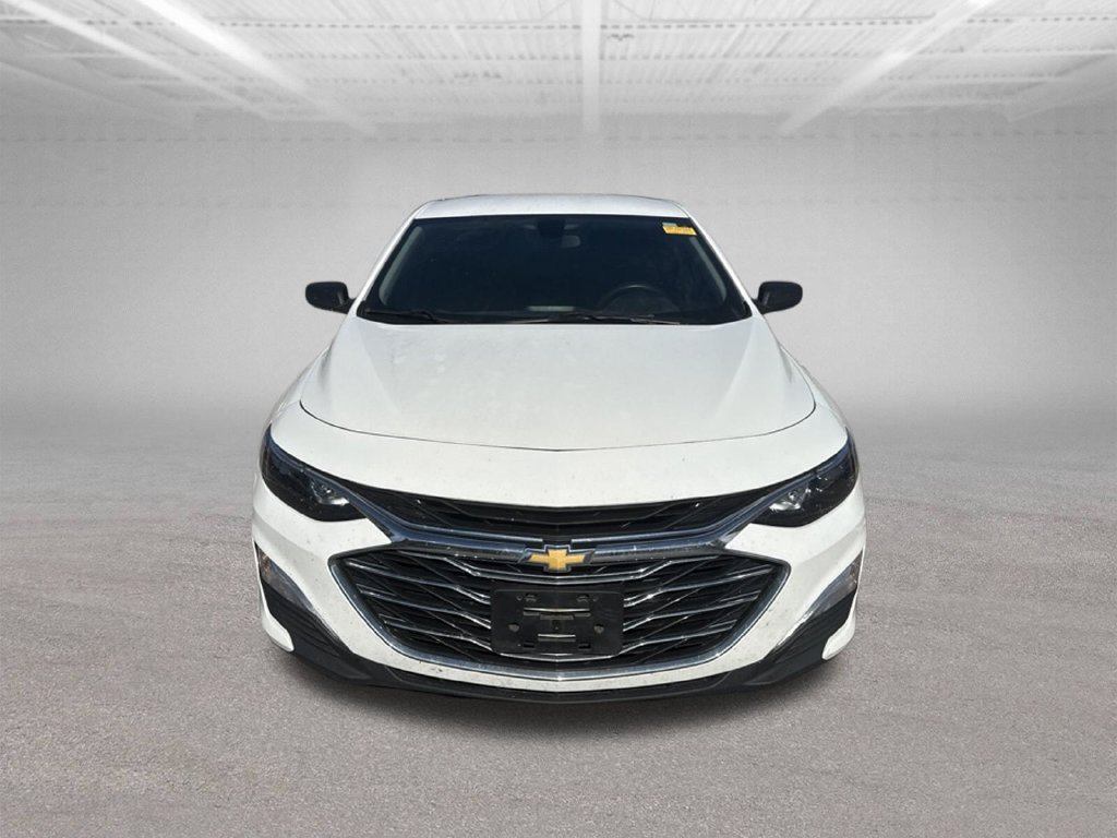 Used 2019 Chevrolet Malibu LS FWD image 2
