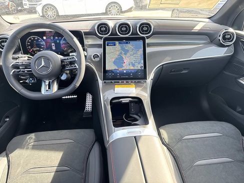 New 2026 Mercedes-Benz GLC 43 AMG 4MATIC image 7