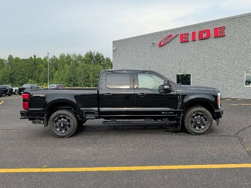 Used 2023 Ford F250 Lariat w/ Lariat Ultimate Package AWD/4WD image 15