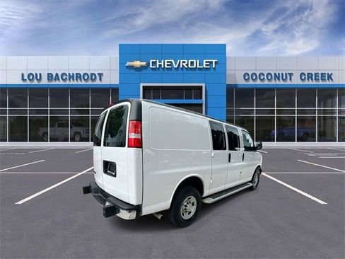 Used 2024 Chevrolet Express 2500 w/ Driver Convenience Package image 8