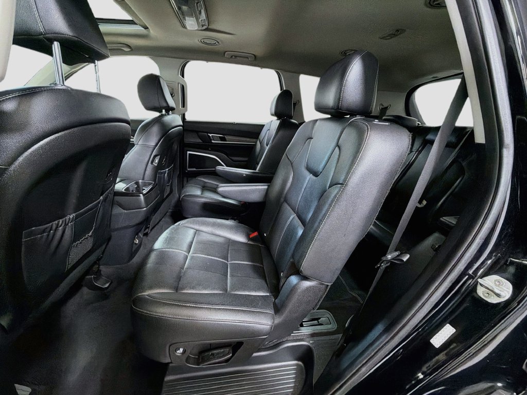 Used 2021 Kia Telluride EX w/ EX Premium Package AWD/4WD image 27