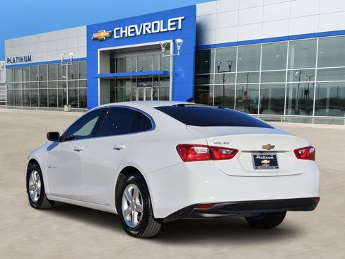 Used 2020 Chevrolet Malibu LS image 4