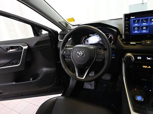 Used 2022 Toyota RAV4 Limited AWD/4WD image 27