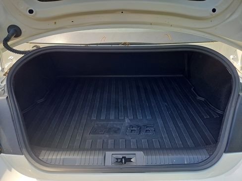 Used 2023 Toyota GR86 Premium w/ ALL Weather Mat Package (TMS) RWD image 28