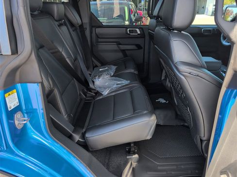 New 2025 Ford Bronco Badlands w/ Sasquatch Package image 31