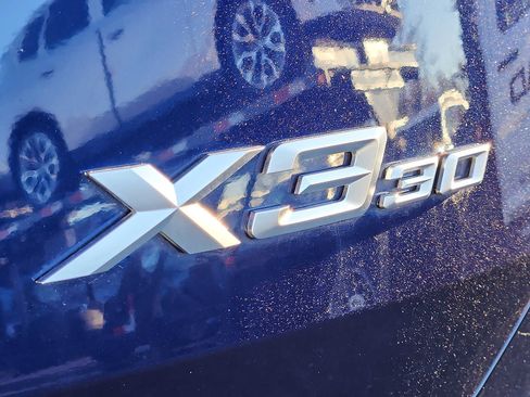 Used 2025 BMW X3 xDrive30i w/ Premium Package image 28