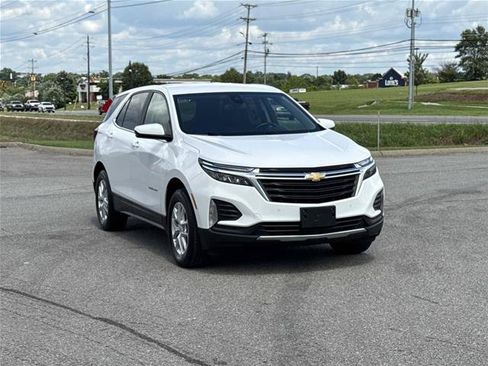 Used 2024 Chevrolet Equinox LT AWD/4WD image 3