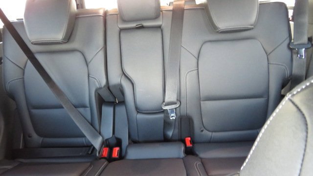 Used 2025 Ford Bronco Badlands AWD/4WD image 8