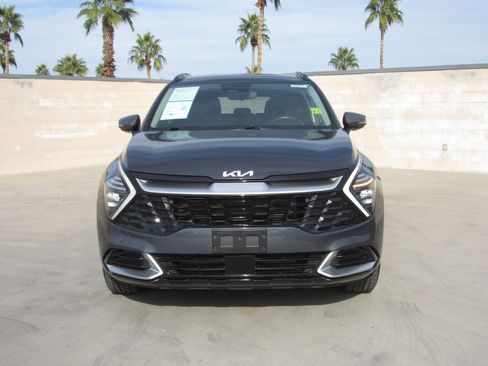 Used 2024 Kia Sportage SX image 3