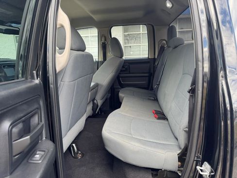 Used 2014 RAM 1500 Express w/ Black Ram 1500 Express Group image 24