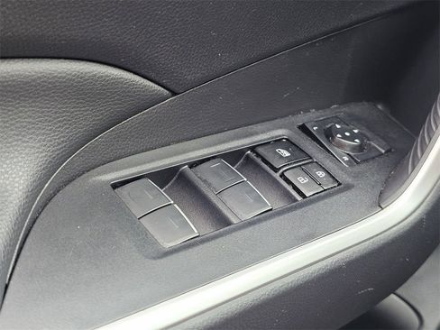 Used 2023 Toyota RAV4 XLE image 15