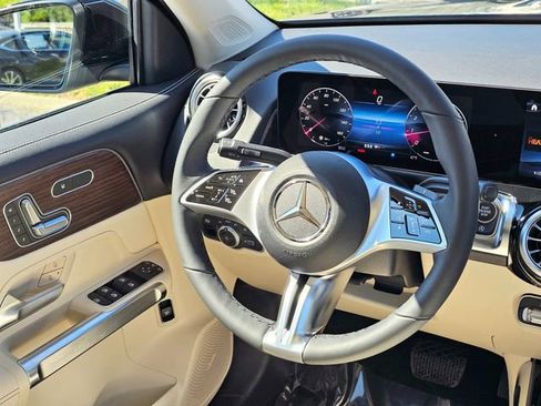 New 2026 Mercedes-Benz GLB 250 4MATIC image 26