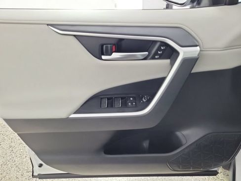 Used 2024 Toyota RAV4 Limited FWD image 22